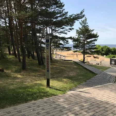 Viesu Nams Banuta1 * Saulkrasti